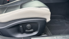 Jaguar XF 3.0d V6 S 4dr Auto Diesel Saloon